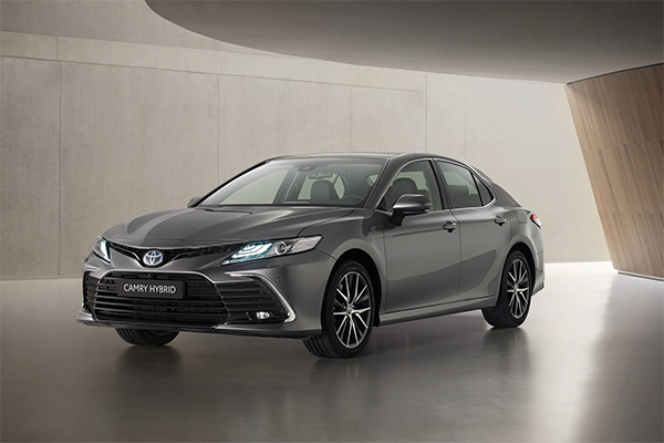 Leasing TOYOTA CAMRY 2.5 HYBRID BUSINESS